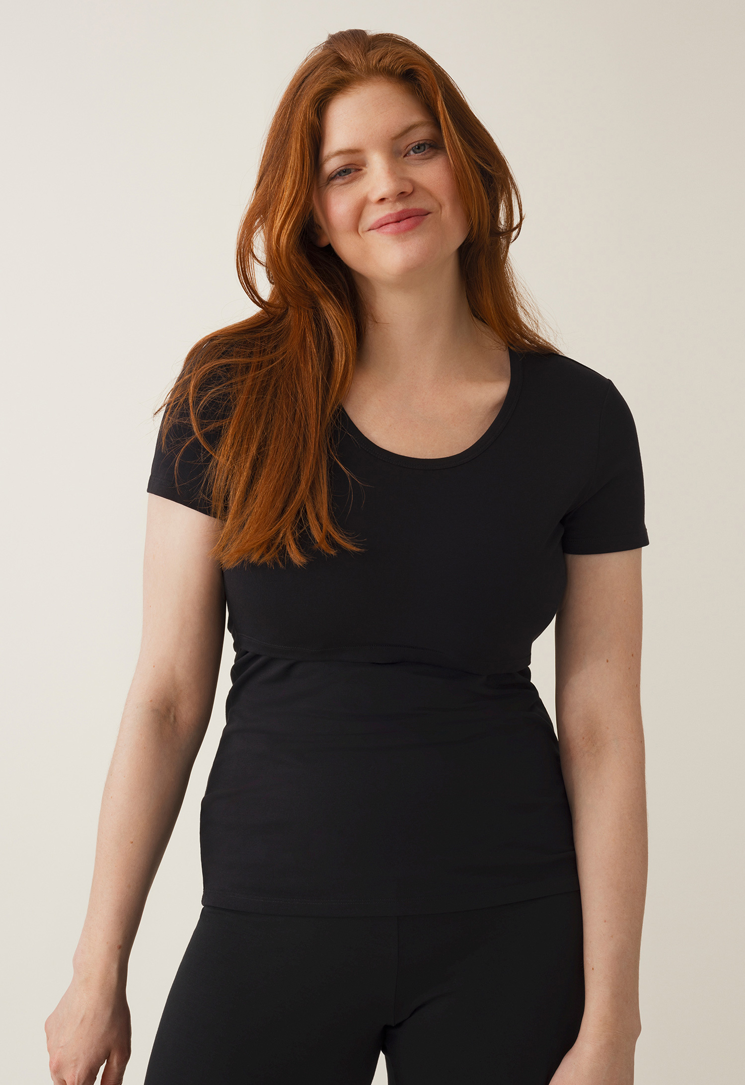 Short sleeve nursing top - Black