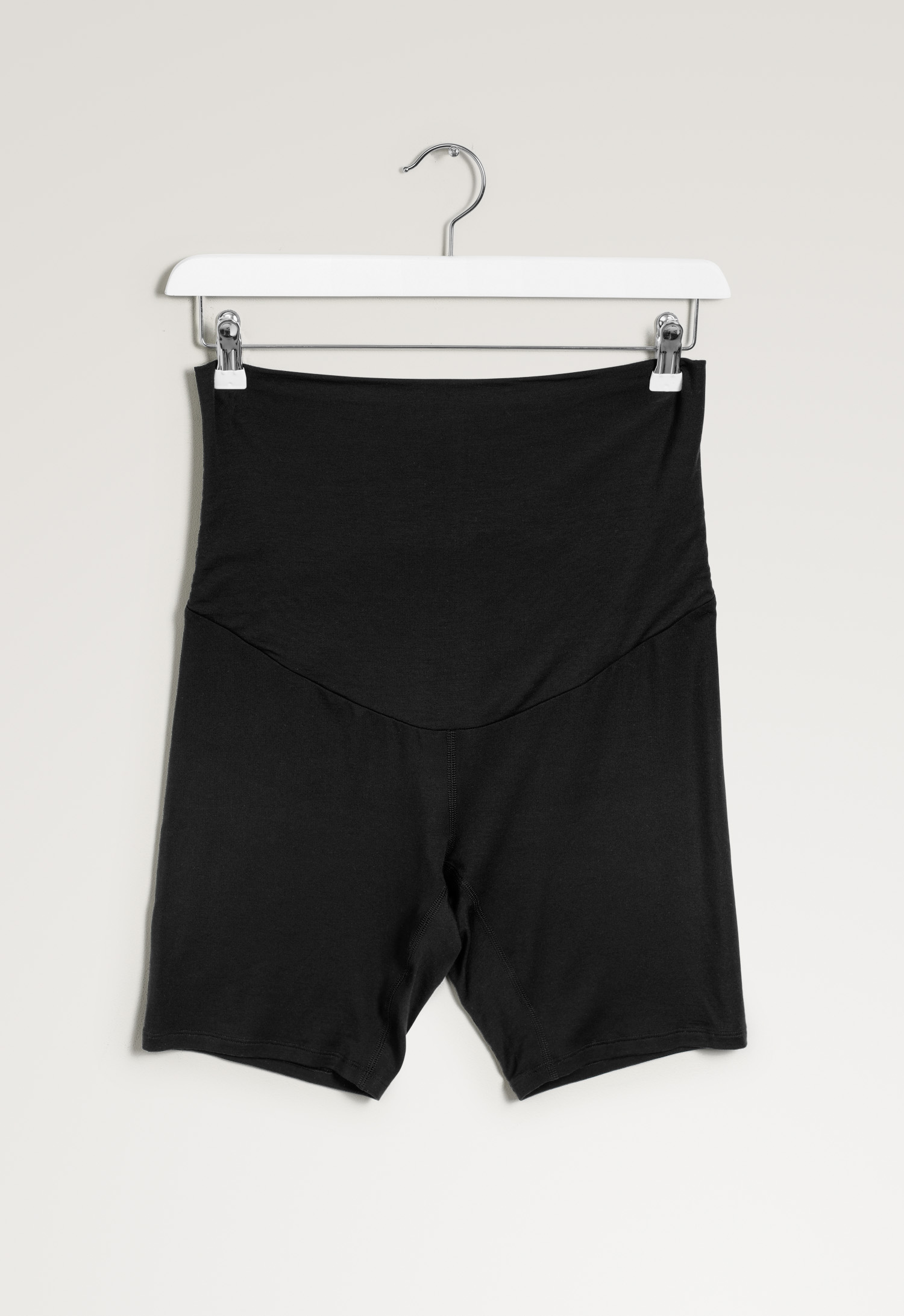 Maternity biker shorts - Black gallery
