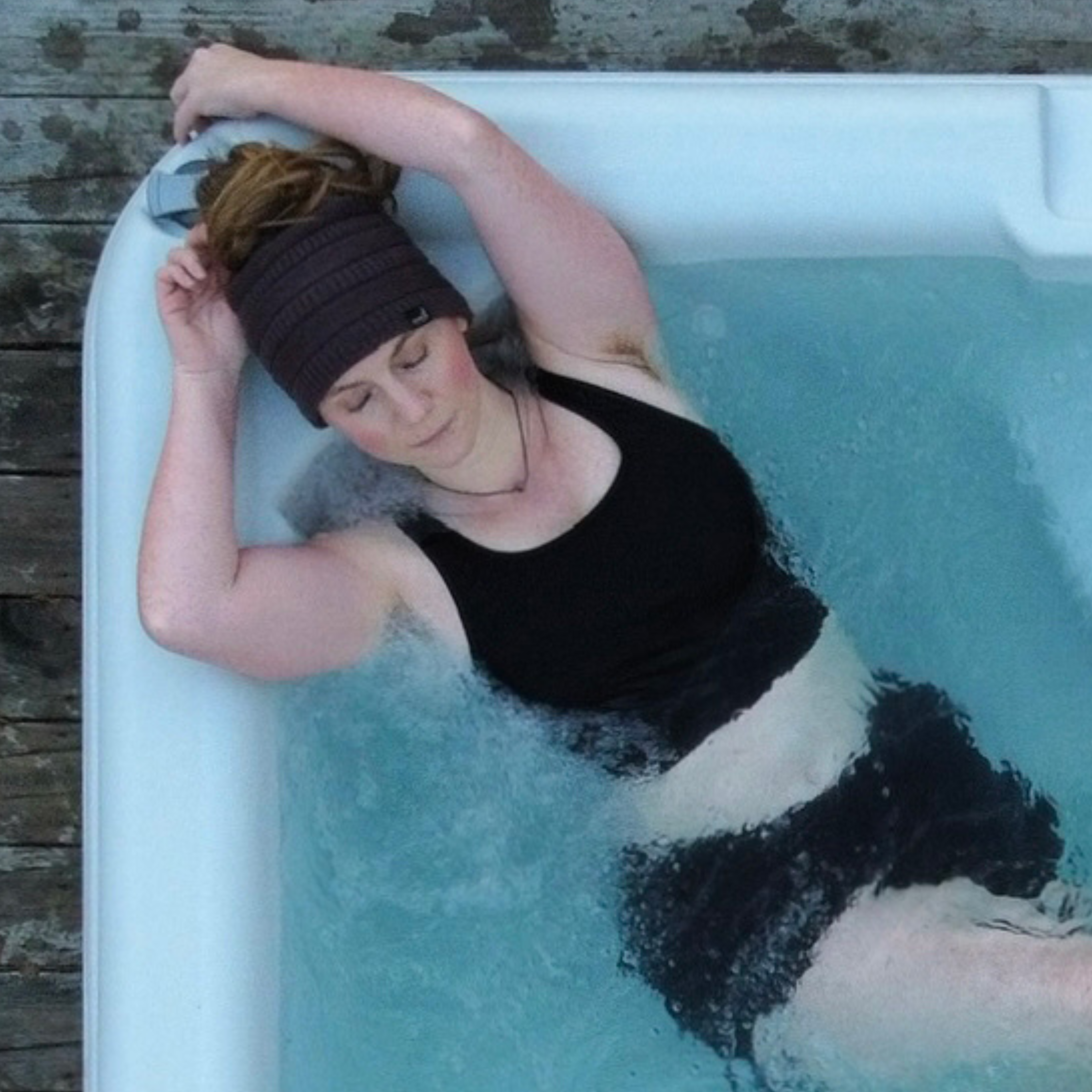 Swim Crop Top Ribbed - Black gallery